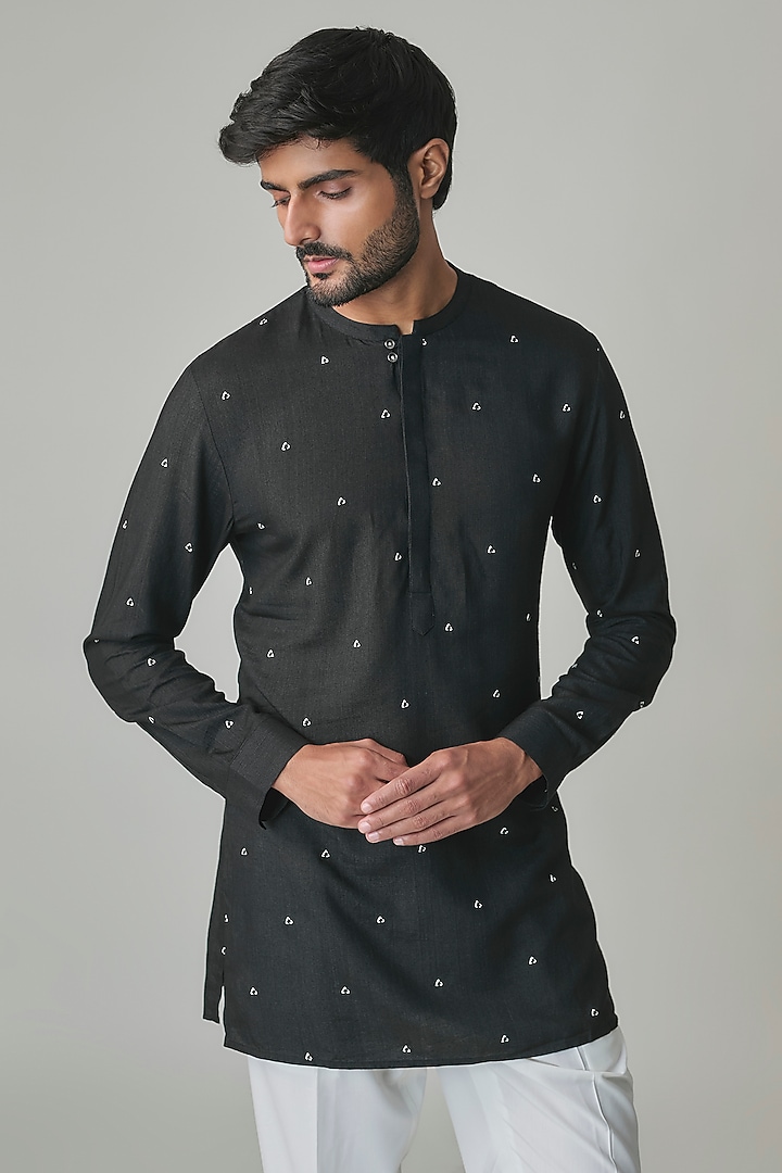 Black Silk Kurta by Dhruv Vaish at Pernia's Pop Up Shop