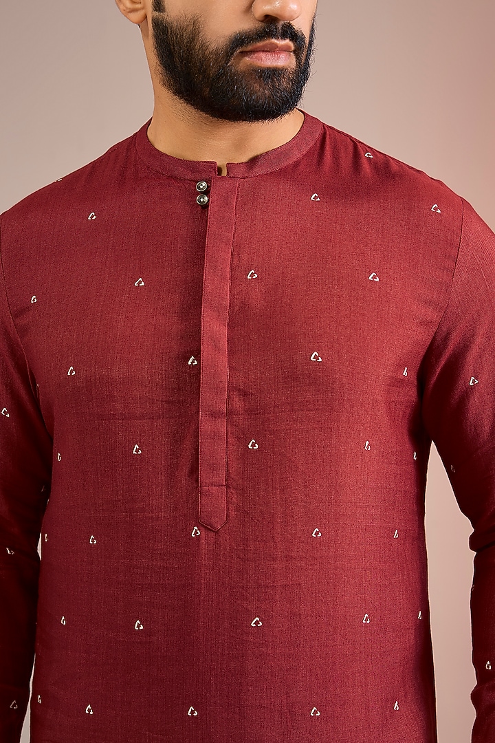 Earthy Red Silk Kurta by Dhruv Vaish at Pernia's Pop Up Shop