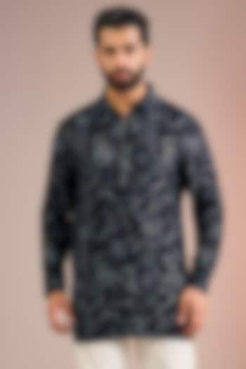 Black Textured Cotton Silk Kurta by Dhruv Vaish at Pernia's Pop Up Shop