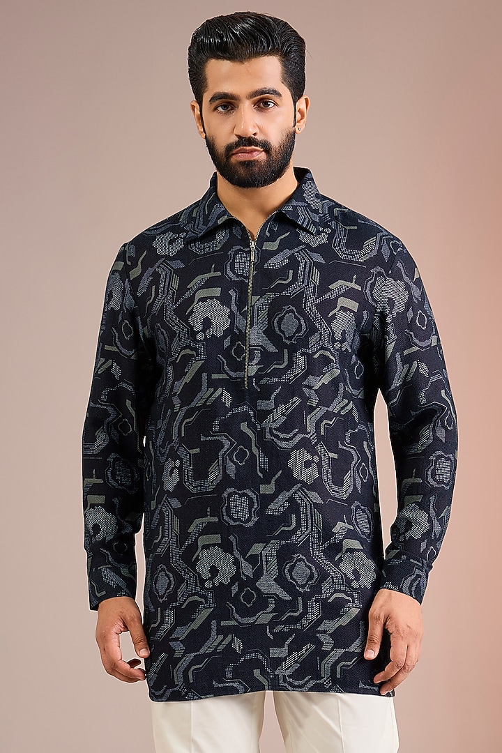 Black Textured Cotton Silk Kurta by Dhruv Vaish at Pernia's Pop Up Shop