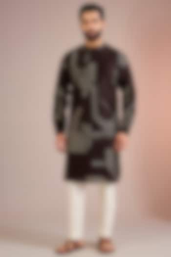 Cocoa-Colored Silk Kurta Set by Dhruv Vaish at Pernia's Pop Up Shop