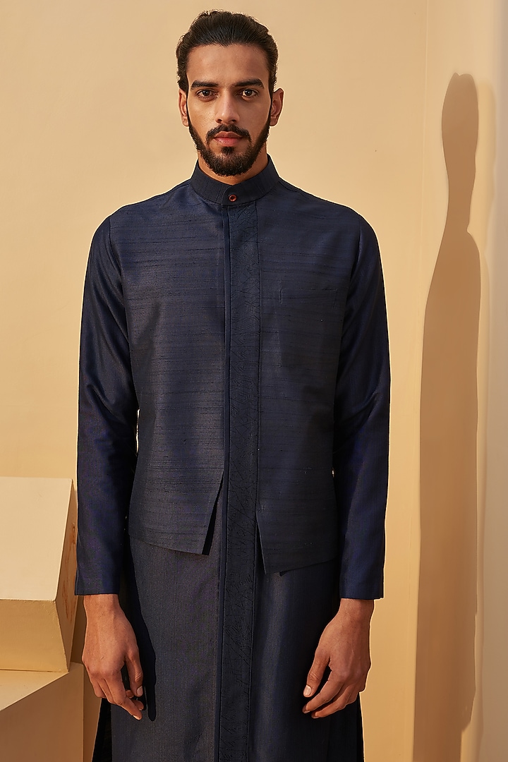 Indigo Blue Raw Silk Embroidered Kurta Set by Dhruv Vaish at Pernia's Pop Up Shop
