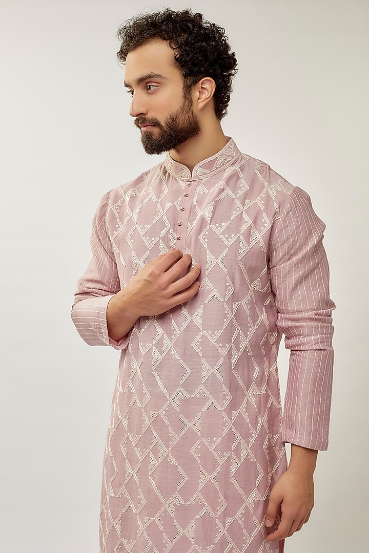 Mauve Mist Cotton Silk Chanderi Embroidered Kurta Set by Dhruv Vaish at Pernia's Pop Up Shop