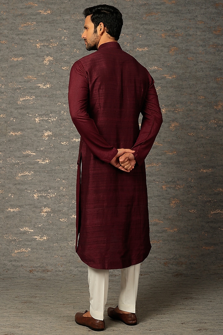 Old Mauve Raw Silk & Cotton Silk Embroidered Kurta Set by Dhruv Vaish at Pernia's Pop Up Shop