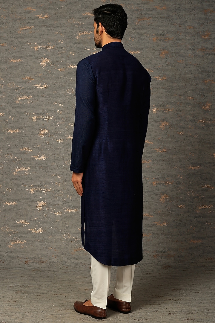 Navy Blue Raw Silk Embroidered Kurta Set by Dhruv Vaish at Pernia's Pop Up Shop