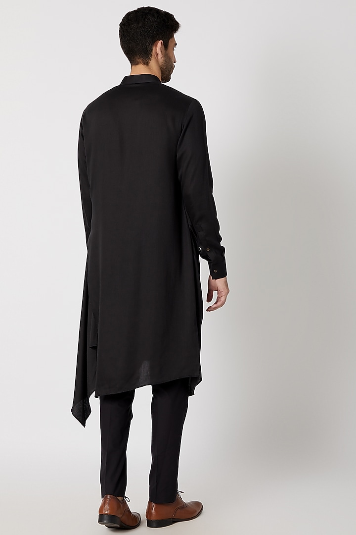 Black Cotton Viscose Kurta by Dhruv Vaish at Pernia's Pop Up Shop
