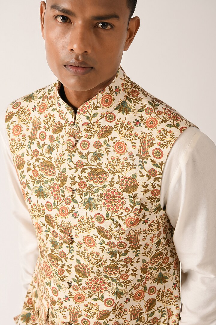 Vanilla White Textured Cotton Silk Printed Jawahar Jacket by Dhruv Vaish at Pernia's Pop Up Shop