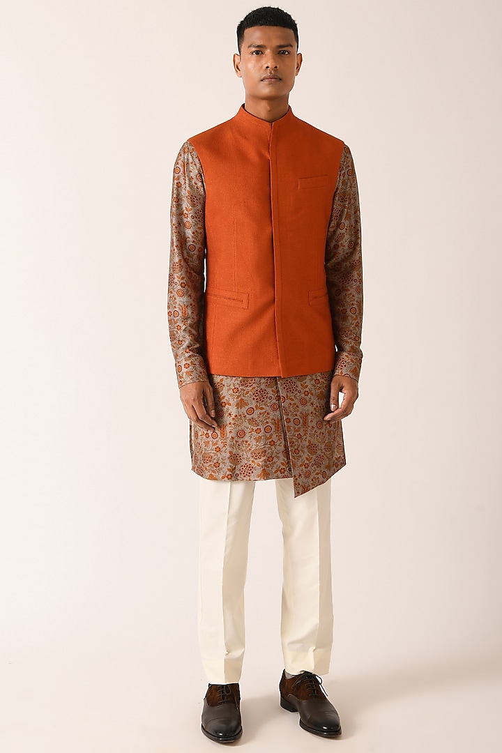 Rust Textured Cotton Silk Jawahar Jacket by Dhruv Vaish