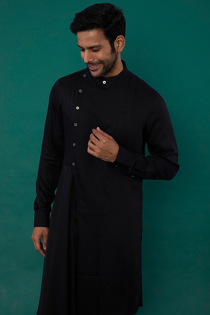 Black Cotton Satin Draped Kurta Set by Dhruv Vaish at Pernia's Pop Up Shop