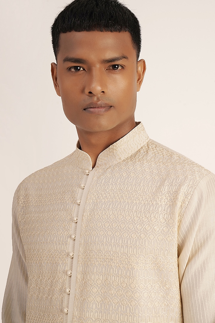 Vanilla Cotton Silk Chanderi Embroidered Kurta Set by Dhruv Vaish at Pernia's Pop Up Shop