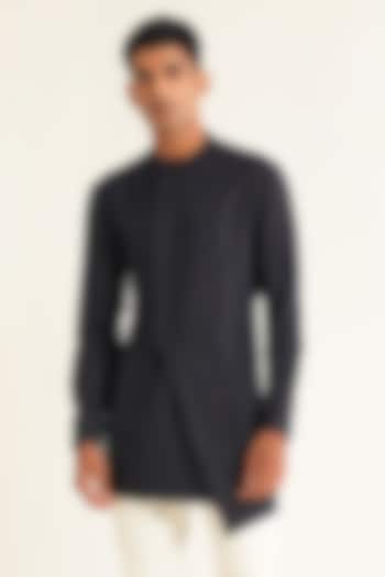 Black Cotton Silk Side-Open Kurta by Dhruv Vaish at Pernia's Pop Up Shop