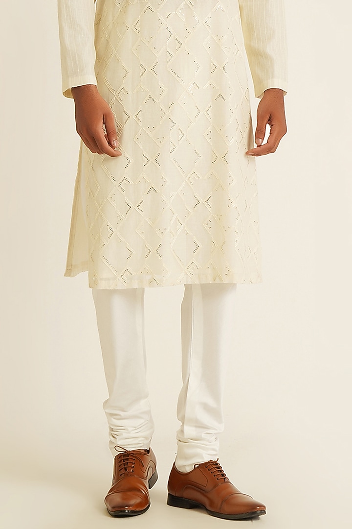 Ivory Cotton Silk Chanderi Thread Embroidered Kurta Set by Dhruv Vaish at Pernia's Pop Up Shop
