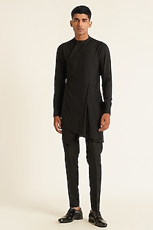 product-color-Black
