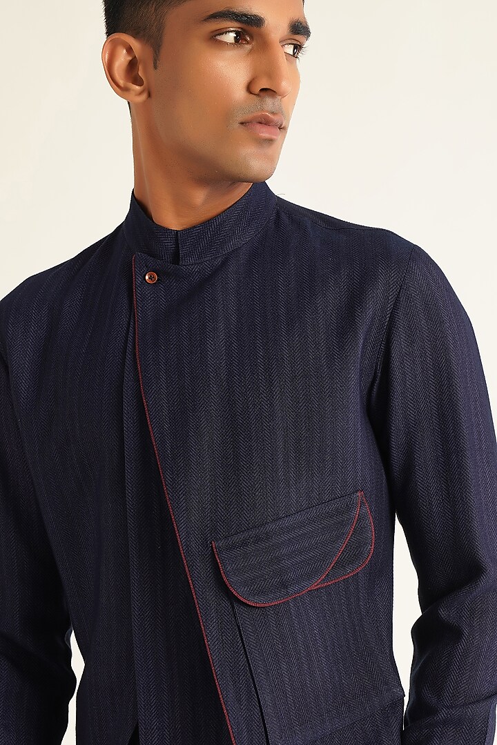 Navy Blue Herringbone Cotton Silk Kurta Set by Dhruv Vaish at Pernia's Pop Up Shop