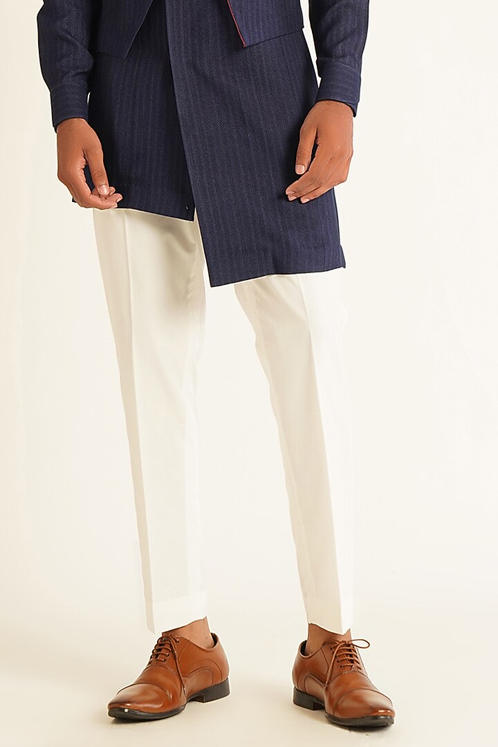 Navy Blue Herringbone Cotton Silk Kurta Set by Dhruv Vaish at Pernia's Pop Up Shop