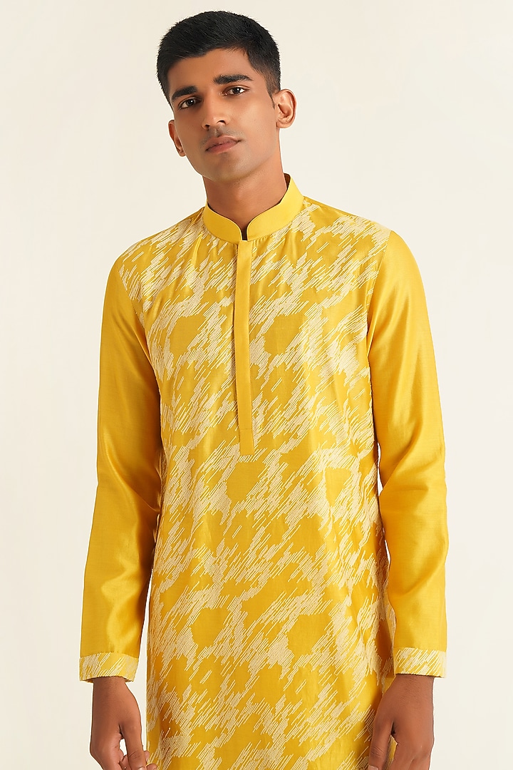 Marigold Cotton Silk Chanderi Thread Embroidered Kurta Set by Dhruv Vaish at Pernia's Pop Up Shop