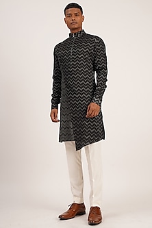 product-color-Black