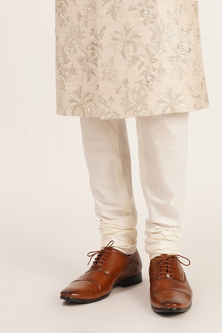 Silver Cream Silk Embroidered Groom Sherwani Set by Dhruv Vaish at Pernia's Pop Up Shop