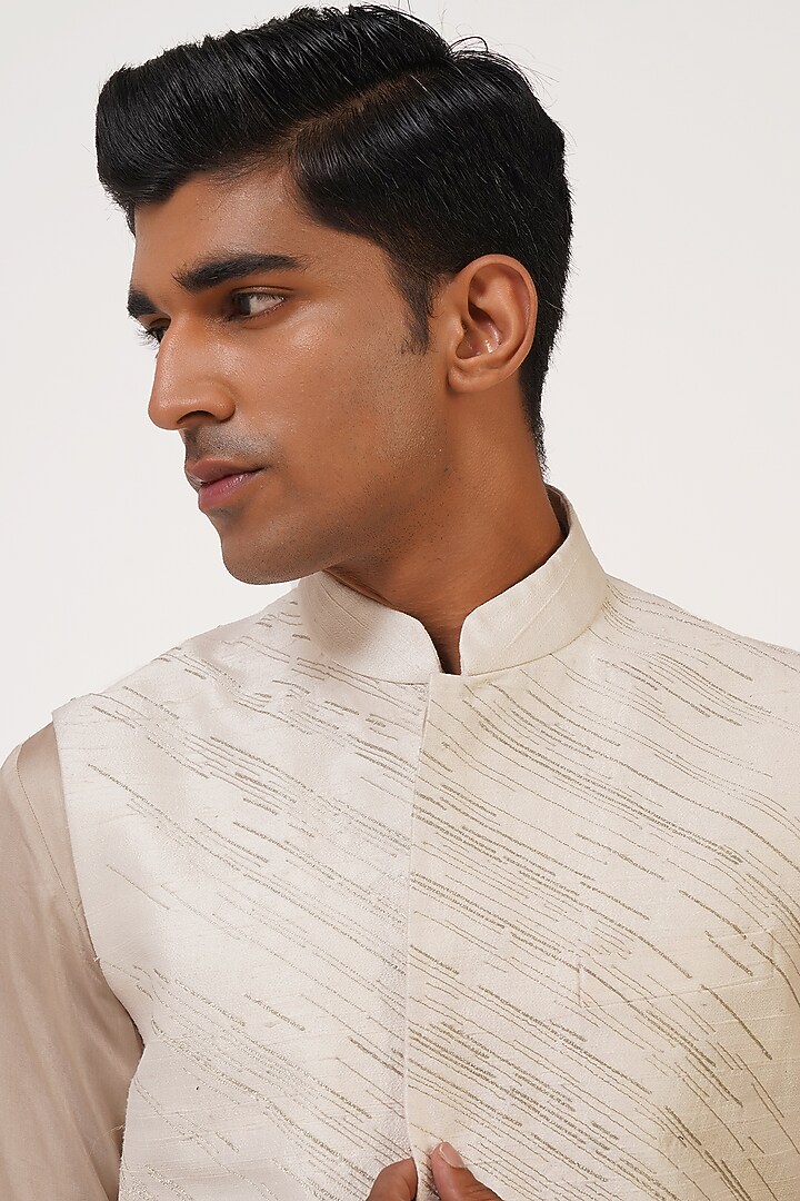 Ivory Silk Zari Embroidered Nehru Jacket by Dhruv Vaish at Pernia's Pop Up Shop