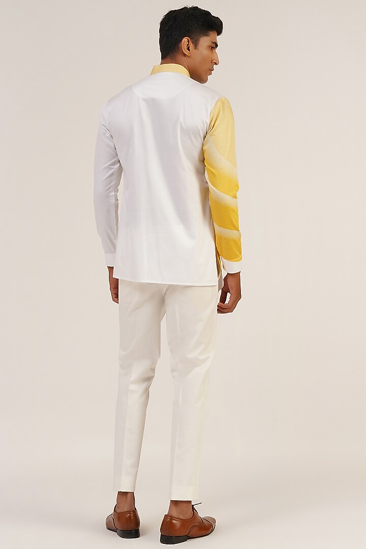 Mustard & Cream Cotton Satin Curve Lines Printed Kurta by Dhruv Vaish at Pernia's Pop Up Shop