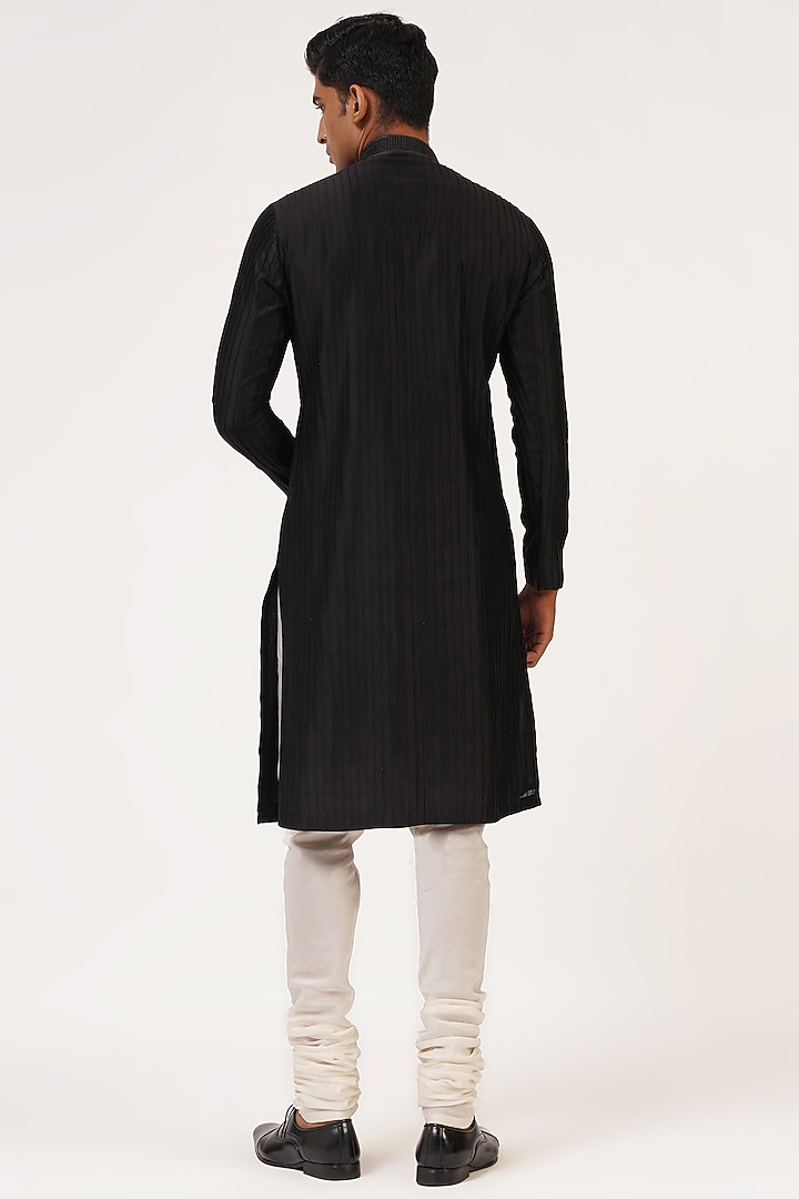 Black Cotton Silk Chanderi Draped Pintuck Kurta Set by Dhruv Vaish at Pernia's Pop Up Shop