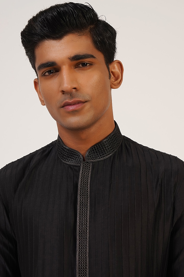 Black Cotton Silk Chanderi Draped Pintuck Kurta Set by Dhruv Vaish at Pernia's Pop Up Shop