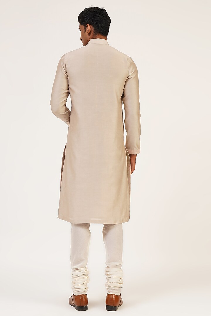 Beige Cotton Silk Chanderi Thread Embroidered Kurta Set by Dhruv Vaish at Pernia's Pop Up Shop