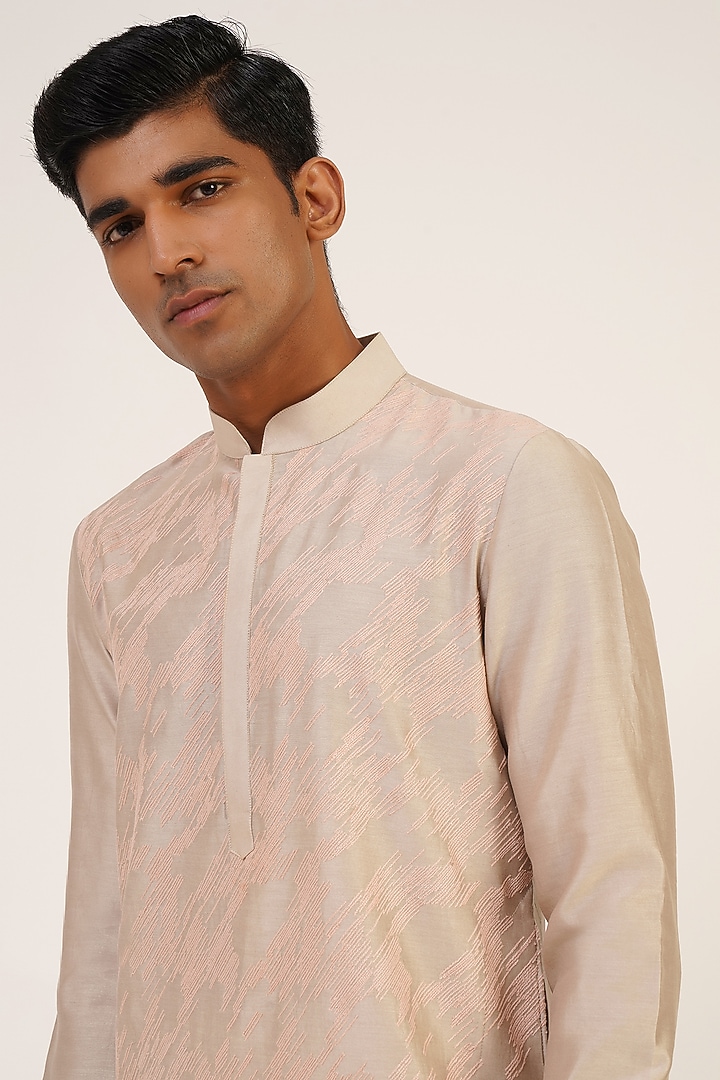 Beige Cotton Silk Chanderi Thread Embroidered Kurta Set by Dhruv Vaish at Pernia's Pop Up Shop