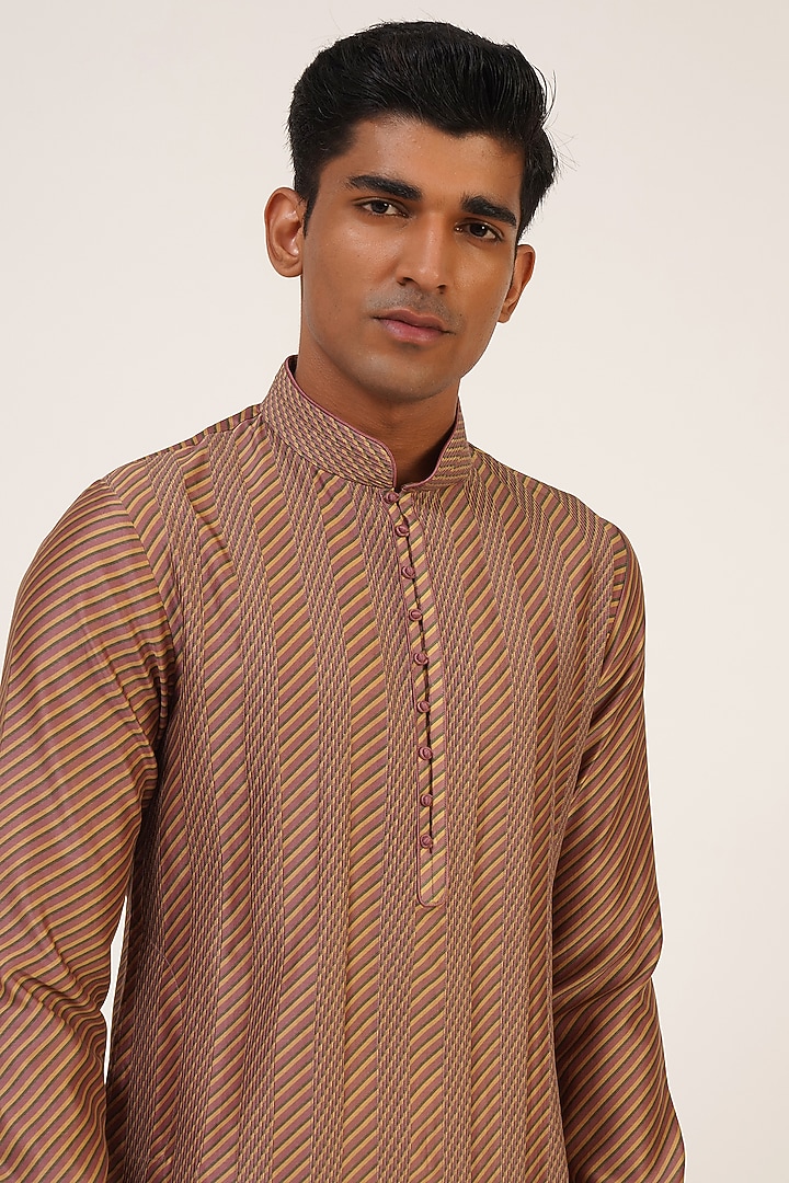 Onion Tilt Cotton Silk Chanderi Printed Kurta Set by Dhruv Vaish at Pernia's Pop Up Shop