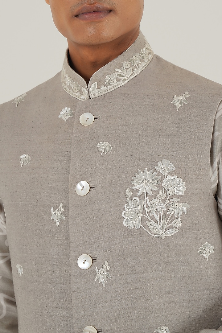 London Fog Silk Floral Motifs Embroidered Nehru Jacket by Dhruv Vaish at Pernia's Pop Up Shop