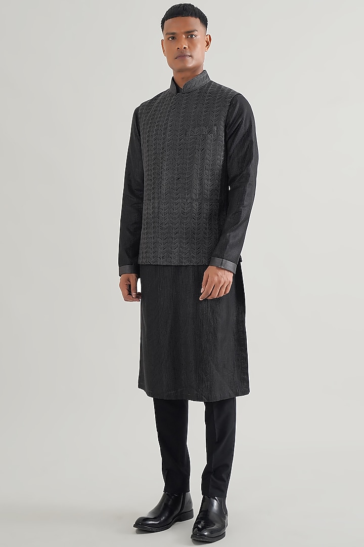 Black Silk Thread Embroidered Nehru Jacket by Dhruv Vaish at Pernia's Pop Up Shop
