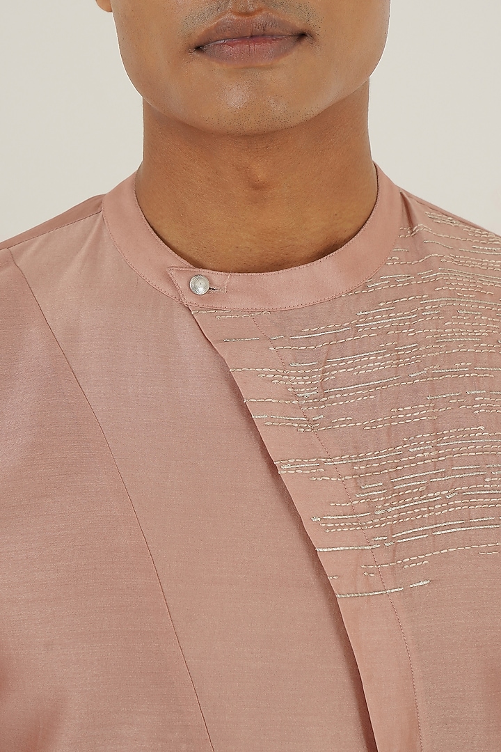 Onion Pink Silk Zari Embroidered Kurta Set by Dhruv Vaish at Pernia's Pop Up Shop