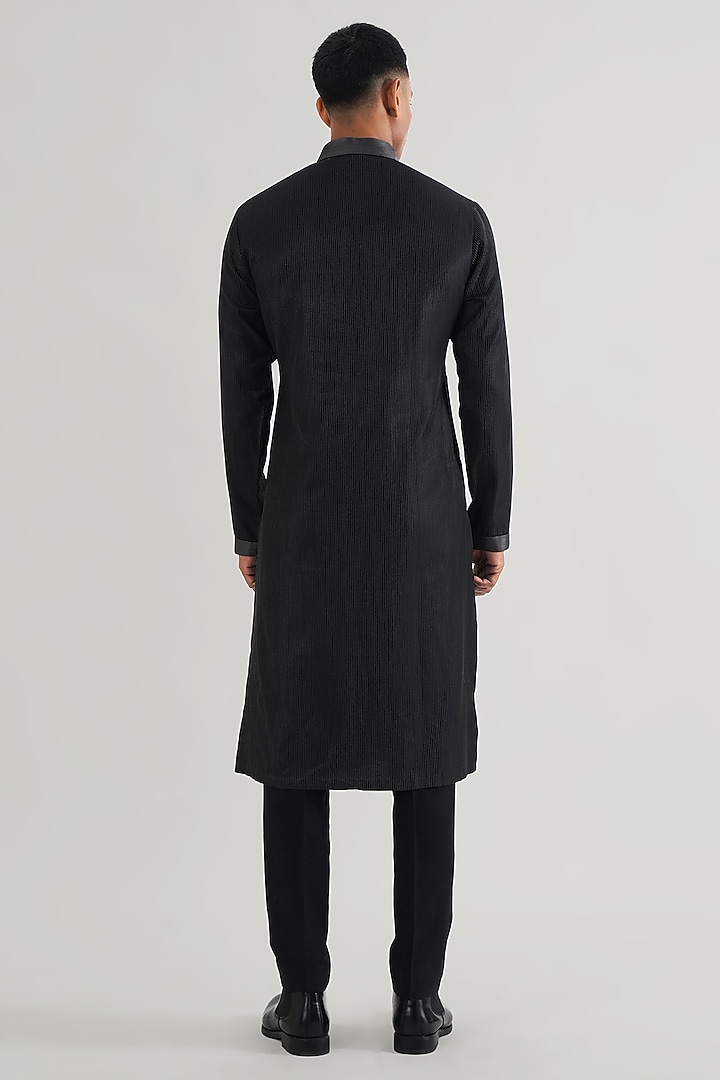 Black Cotton Silk Chanderi Hand Embroidered Kurta Set by Dhruv Vaish at Pernia's Pop Up Shop