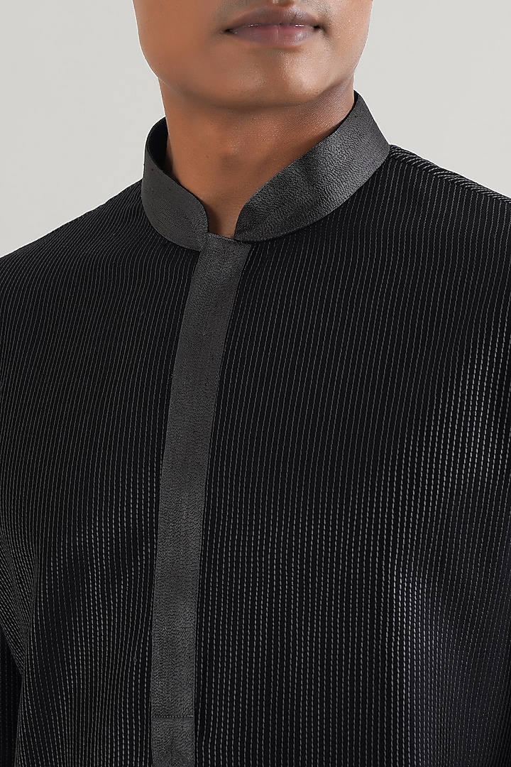 Black Cotton Silk Chanderi Hand Embroidered Kurta Set by Dhruv Vaish at Pernia's Pop Up Shop
