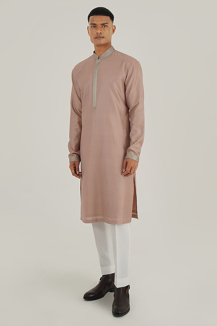 Onion Pink Cotton Silk Chanderi Hand Embroidered Kurta Set by Dhruv Vaish at Pernia's Pop Up Shop