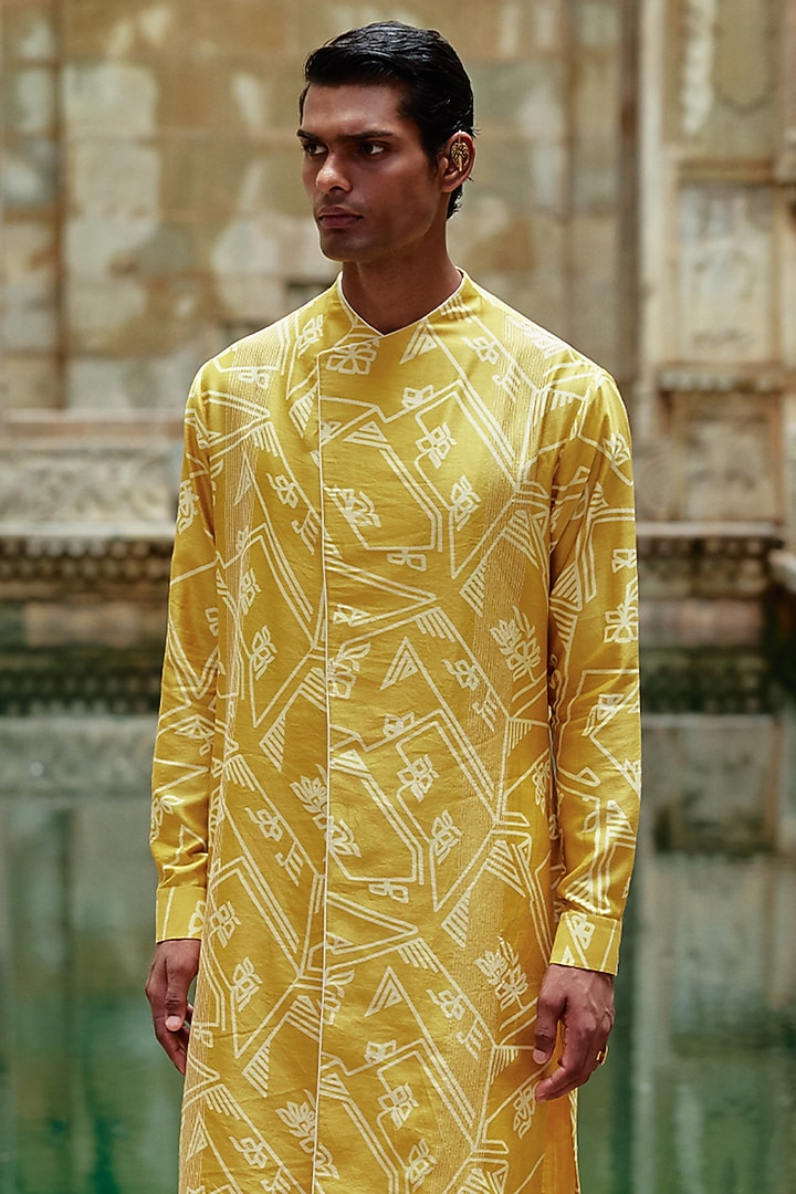 Marigold Yellow Chanderi Printed Kurta Set by Dhruv Vaish at Pernia's Pop Up Shop
