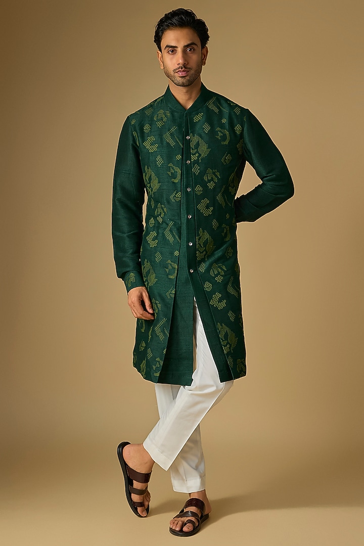 Jade Mist Silk Embroidered Kurta Set by Dhruv Vaish at Pernia's Pop Up Shop