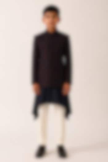 Navy Silk Embroidered Bandhgala For Boys by Dhruv Vaish Kids at Pernia's Pop Up Shop