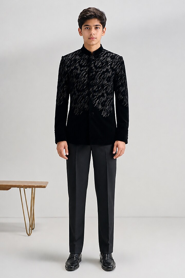 Black Velvet Zari Embroidered Bandhgala For Boys by Dhruv Vaish Kids at Pernia's Pop Up Shop