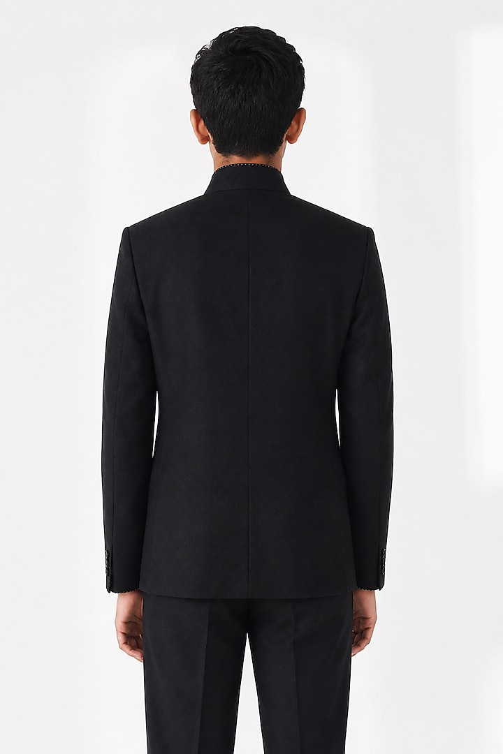 Black Silk Thread Embroidered Bandhgala For Boys by Dhruv Vaish Kids at Pernia's Pop Up Shop
