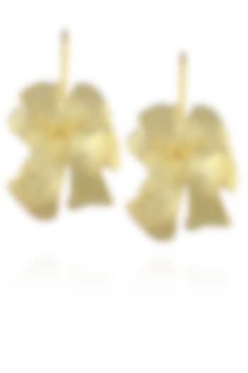 Matte gold finish bog hibiscus earrings by Dhora