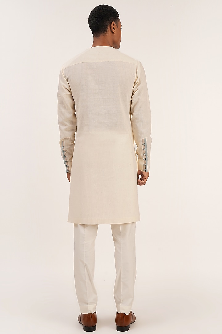 White Handloom Cotton Kurta by Dhruv Vaish at Pernia's Pop Up Shop