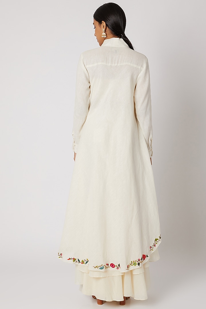 White Embroidered Asymmetrical Kurta by Divya Anand at Pernia's Pop Up Shop