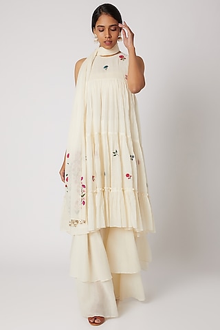 Off White Embroidered Kurta by Divya Anand