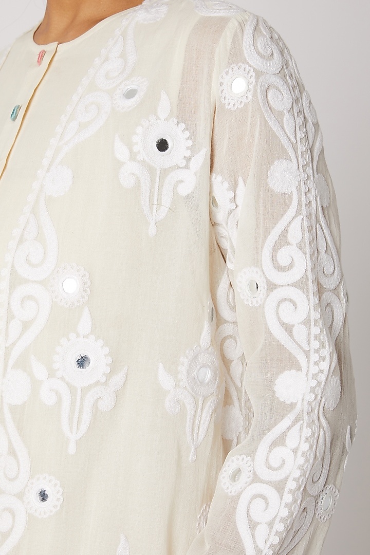 Off White Embroidered Open Jacket by Divya Anand at Pernia's Pop Up Shop