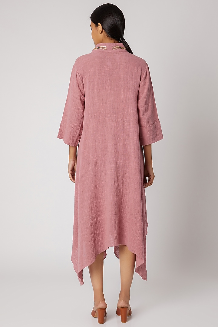 Rose Pink Embroidered Asymmetrical Kurta by Divya Anand at Pernia's Pop Up Shop