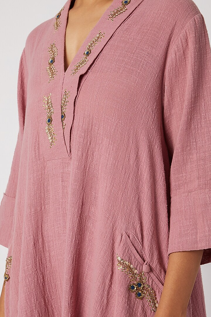 Rose Pink Embroidered Asymmetrical Kurta by Divya Anand at Pernia's Pop Up Shop