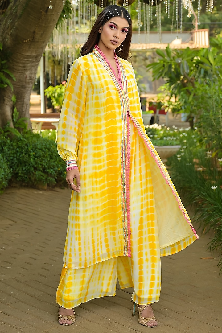 Yellow Georgette Embroidered Kurta Set by Disha Kahai