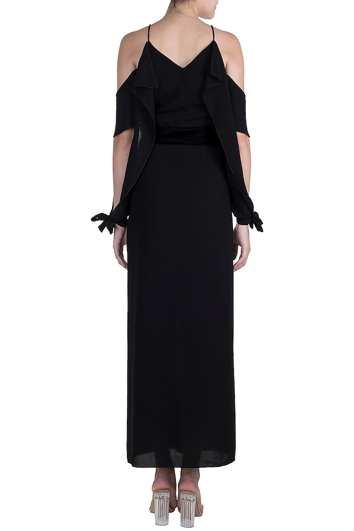 Black Front Slit Gown With Velvet Belt by Disha Kahai at Pernia's Pop Up Shop