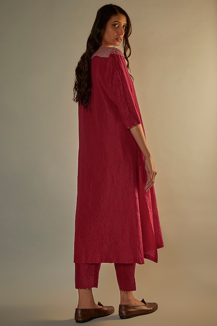Red Mulberry Silk Embroidered Kurta Set by Divyam Mehta at Pernia's Pop Up Shop